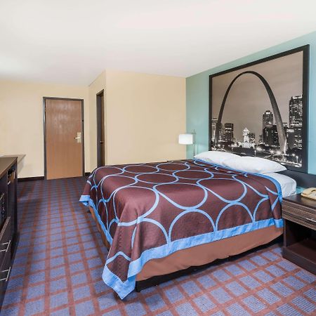 Super 8 By Wyndham Okawville Esterno foto