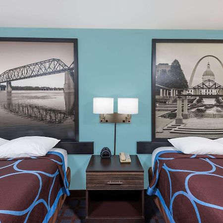 Super 8 By Wyndham Okawville Esterno foto